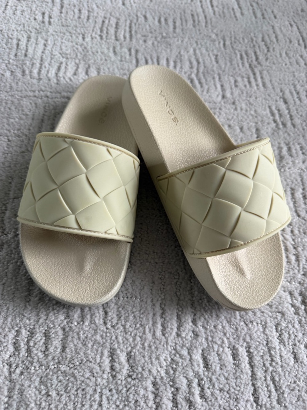 Vince Woven Strap Slide Sandals in Light Cream